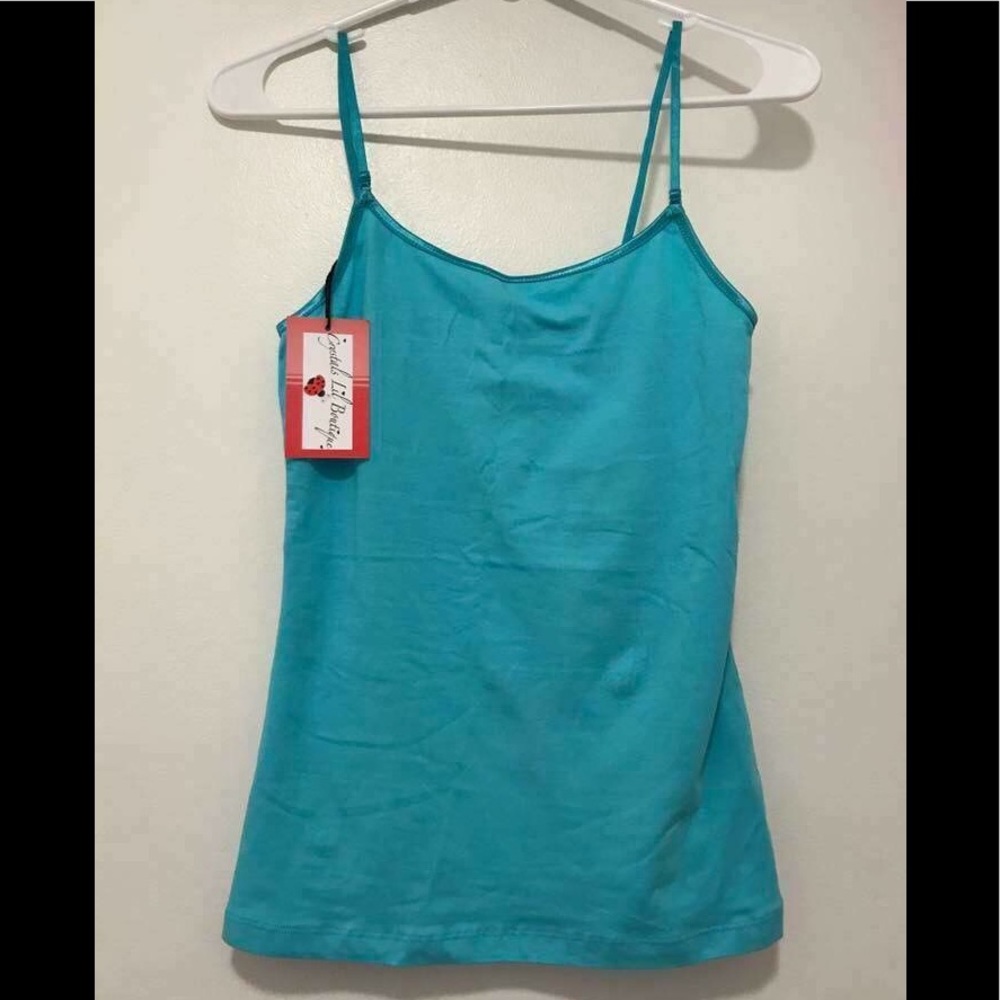 NWT aqua camisole- adjustable straps. Size Medium.